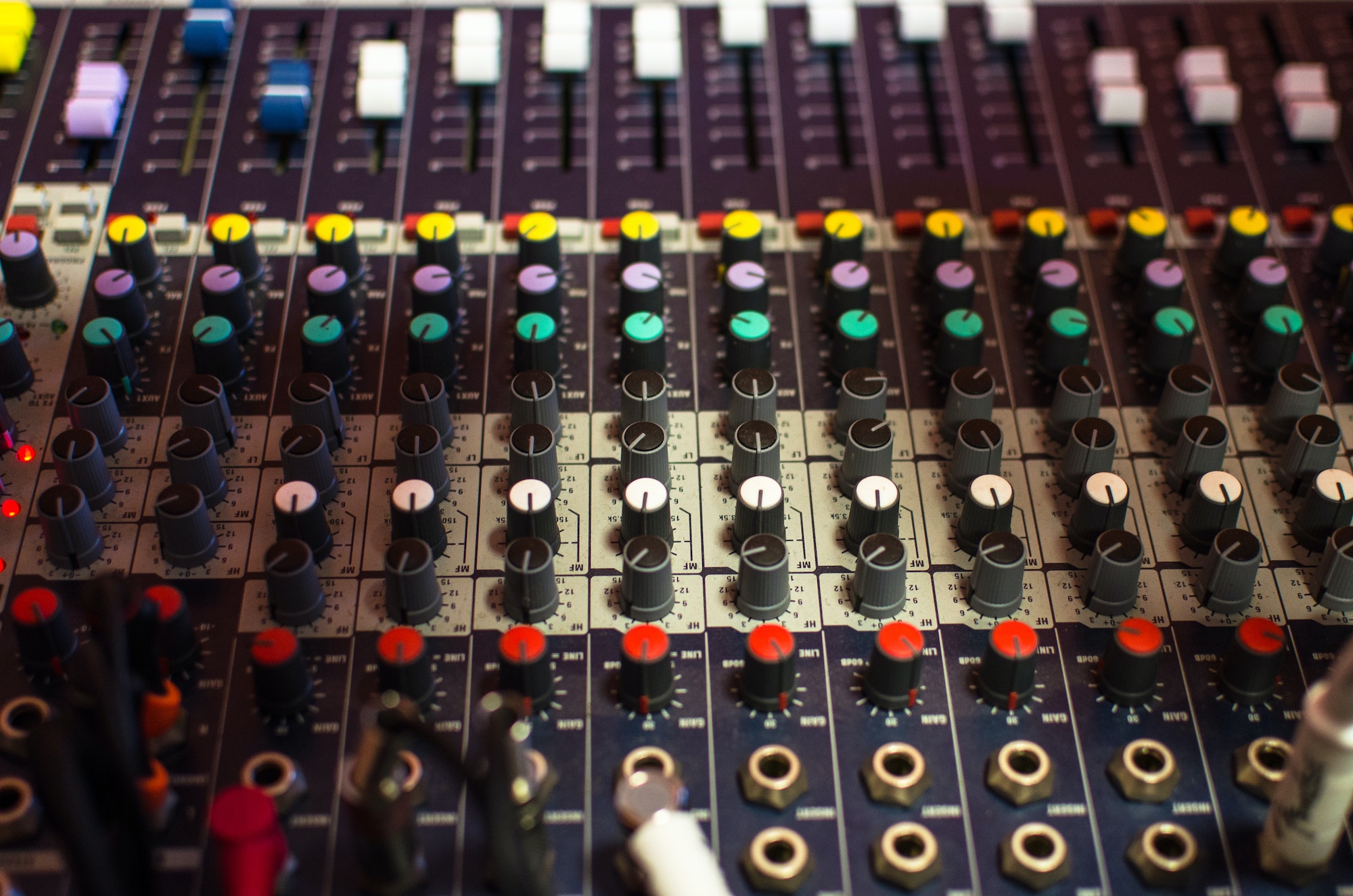 WorshipResources.church Sound Training Church Sound Board